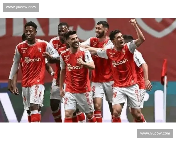 杯赛战况激烈：各大球队晋级形势复杂 竞争愈加白热化 - 副本 (2)